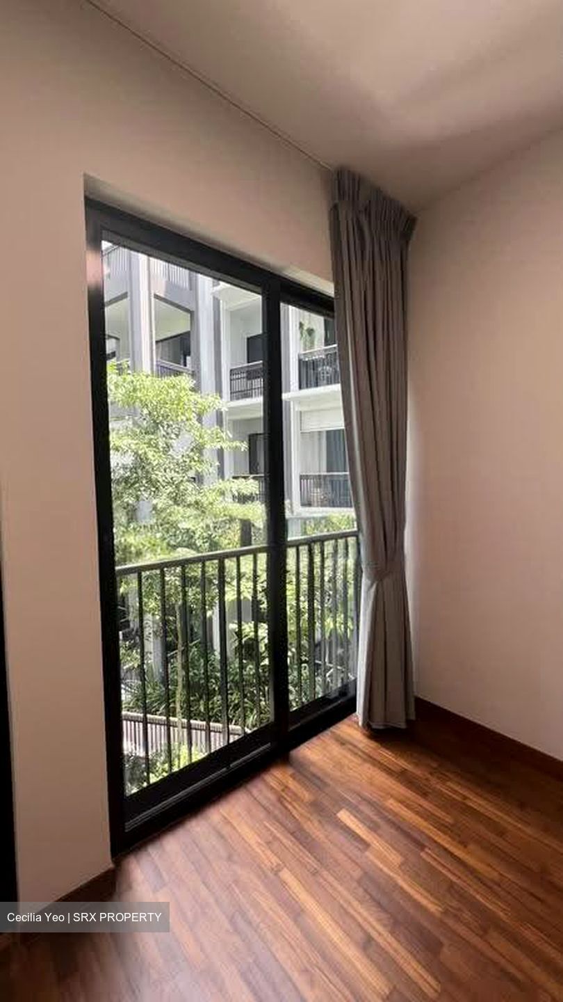 Mayfair Gardens (D21), Condominium #630218031